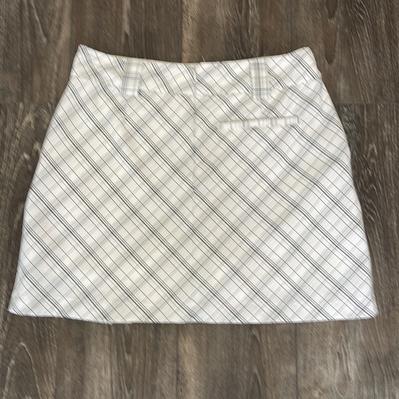 golf skort 🏌️‍♀️⛳️ - Picture 2 of 2